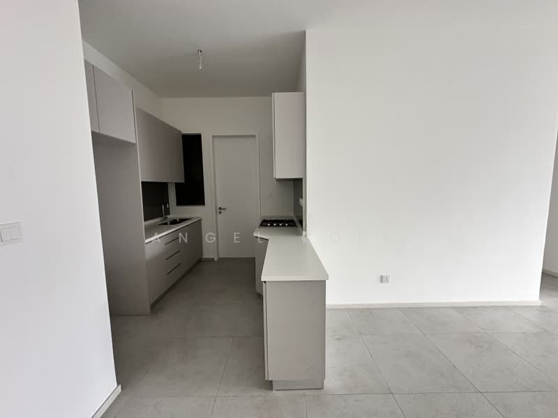 Service Residence for Sale at The Goodwood Residence - Angel Goey - Kitchen - PropertyGuru.com.my