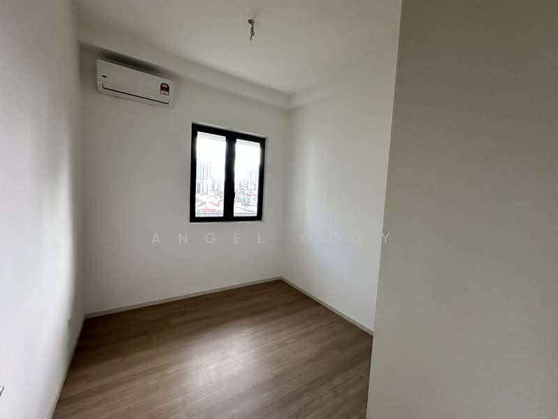 Service Residence for Sale at The Goodwood Residence - Angel Goey - Bedroom - PropertyGuru.com.my