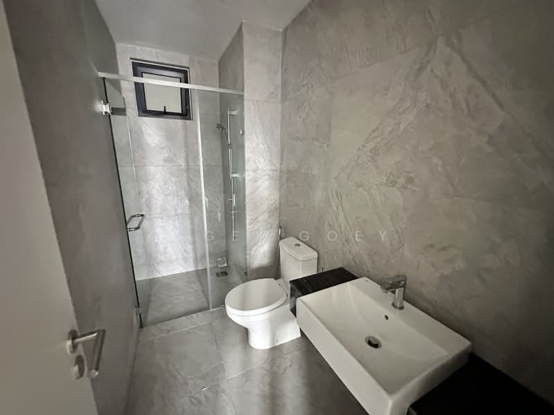 Service Residence for Sale at The Goodwood Residence - Angel Goey - Bathroom - PropertyGuru.com.my