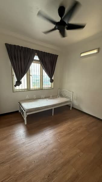 Pangsapuri untuk Dijual di Halaman Cendana - Aswad . - Bedroom - PropertyGuru.com.my