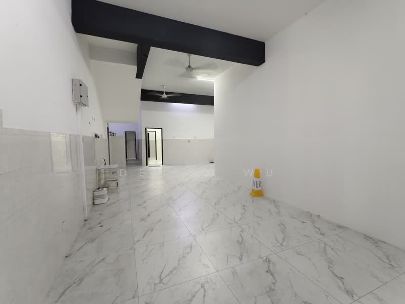 Shop for Rent in Desa Petaling (Kuala Lumpur) - Derick Wu - Interior - PropertyGuru.com.my