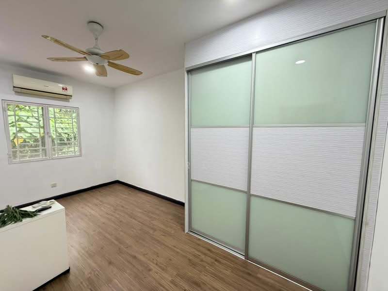 Rumah Teres 2-Tingkat untuk Dijual di Kota Emerald (Rawang) - Bernard Ong - Bedroom - PropertyGuru.com.my