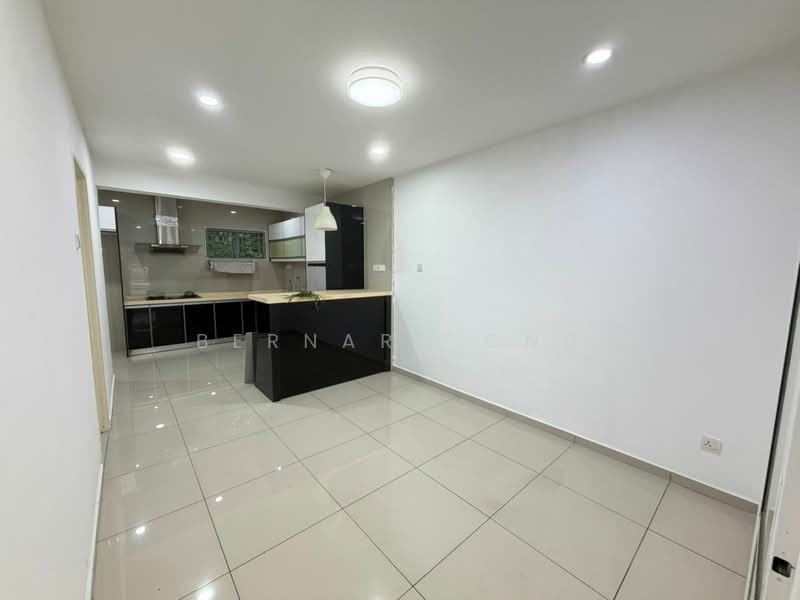 Rumah Teres 2-Tingkat untuk Dijual di Kota Emerald (Rawang) - Bernard Ong - Kitchen - PropertyGuru.com.my