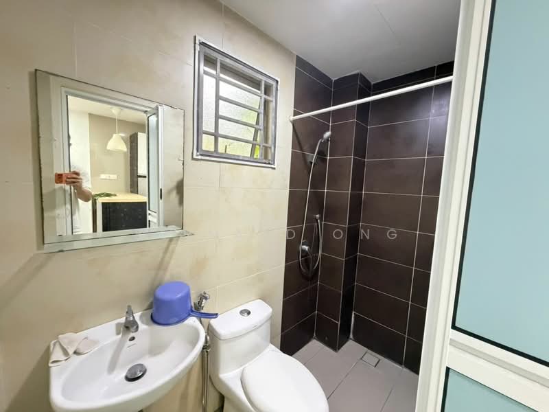 Rumah Teres 2-Tingkat untuk Dijual di Kota Emerald (Rawang) - Bernard Ong - Bathroom - PropertyGuru.com.my