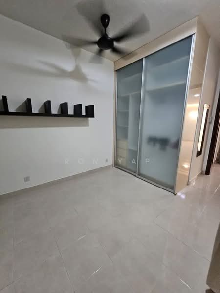 Kondominium untuk Dijual di Riana Green East - Ron Yap - Bedroom - PropertyGuru.com.my