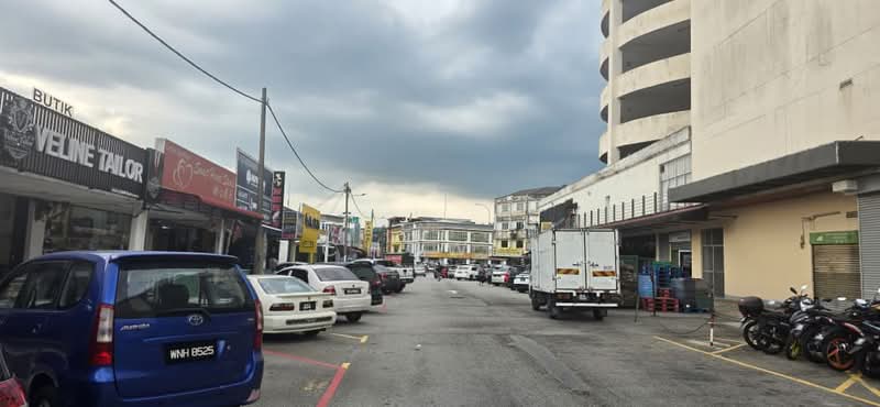 Kedai untuk Disewa di Ampang (Selangor) - Chew . - Exterior - PropertyGuru.com.my
