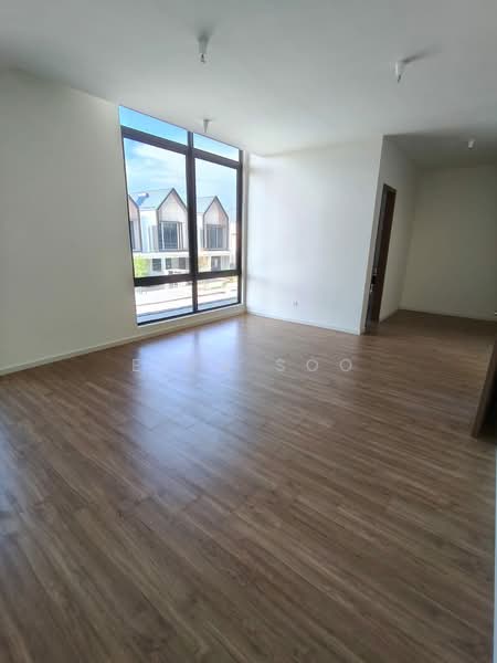 Semi-Detached House for Sale in Twentyfive7 (Tanjong Duabelas) - Elyn Soo - Living Room - PropertyGuru.com.my