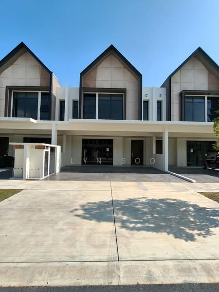 Semi-Detached House for Sale in Twentyfive7 (Tanjong Duabelas) - Elyn Soo - Exterior - PropertyGuru.com.my