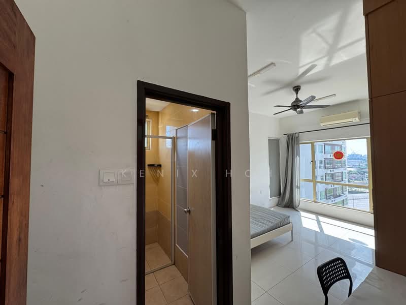 Kondominium untuk Dijual di East Lake Residence - Kenix Hoh - Bedroom - PropertyGuru.com.my