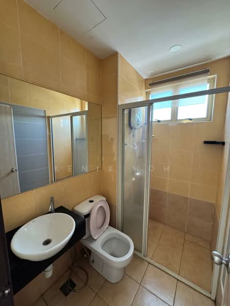 Kondominium untuk Dijual di East Lake Residence - Kenix Hoh - Bathroom - PropertyGuru.com.my