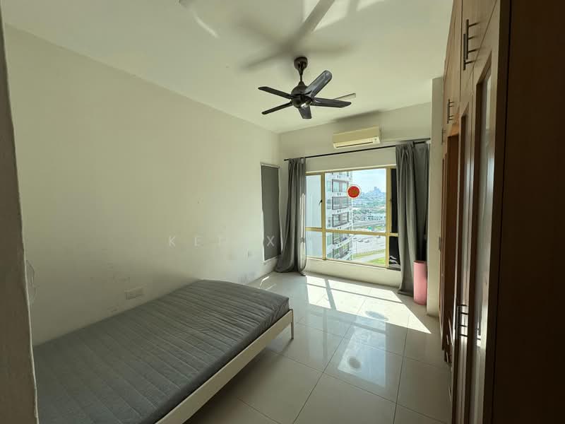 Kondominium untuk Dijual di East Lake Residence - Kenix Hoh - Bedroom - PropertyGuru.com.my
