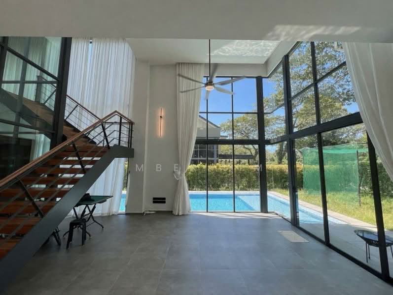 Bungalow for Sale in Leisure Farm (Gelang Patah) - Ember Lim - Living Room - PropertyGuru.com.my