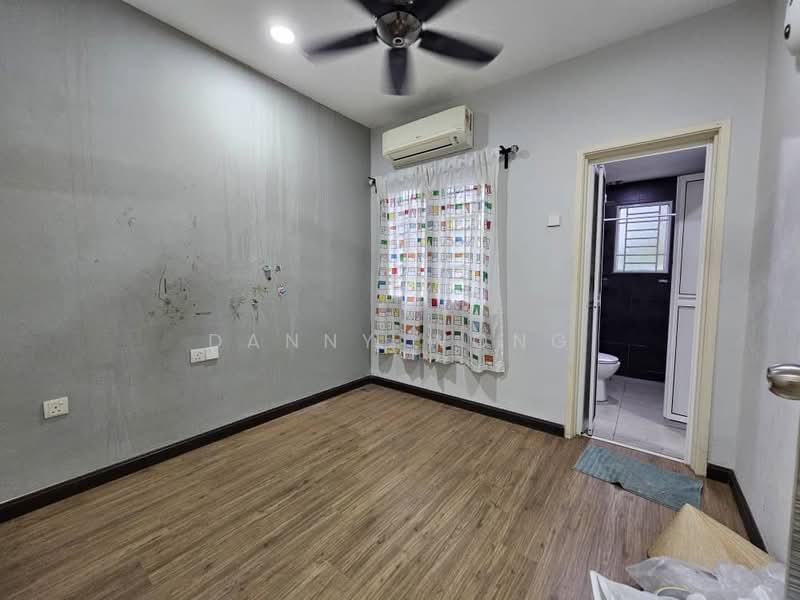 2-storey Terraced House for Sale in Bandar Country Homes (Rawang) - Danny Wong - PropertyGuru.com.my