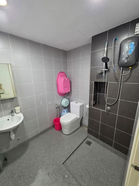 Kondominium untuk Disewa di D' Camellia - Sam Hew - Bathroom - PropertyGuru.com.my