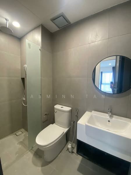 Servis Apartment untuk Disewa di YOLO Signature Suites - Jasminn Tan - Bathroom - PropertyGuru.com.my
