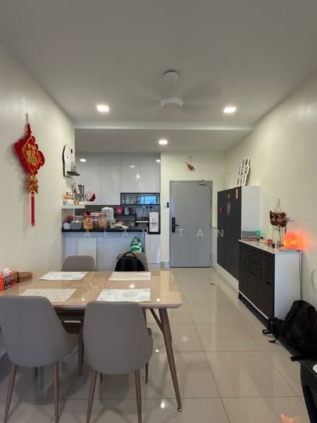 Service Residence for Sale at Serviced Residence @ Razak City Residences (RC Residences) - Alan Tan - Dining Room - PropertyGuru.com.my