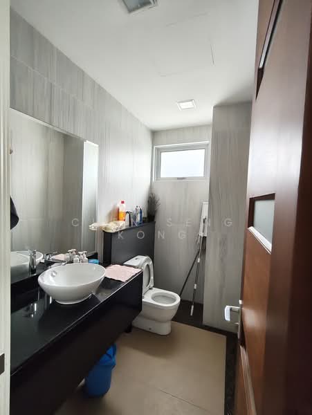 Rumah Banglo untuk Dijual di Taman Taynton View (Cheras) - CHEN SENG KONG - Bathroom - PropertyGuru.com.my