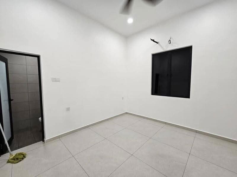 Bungalow House untuk Dijual di Ujong Pasir (Melaka) - Ivan Goh - PropertyGuru.com.my