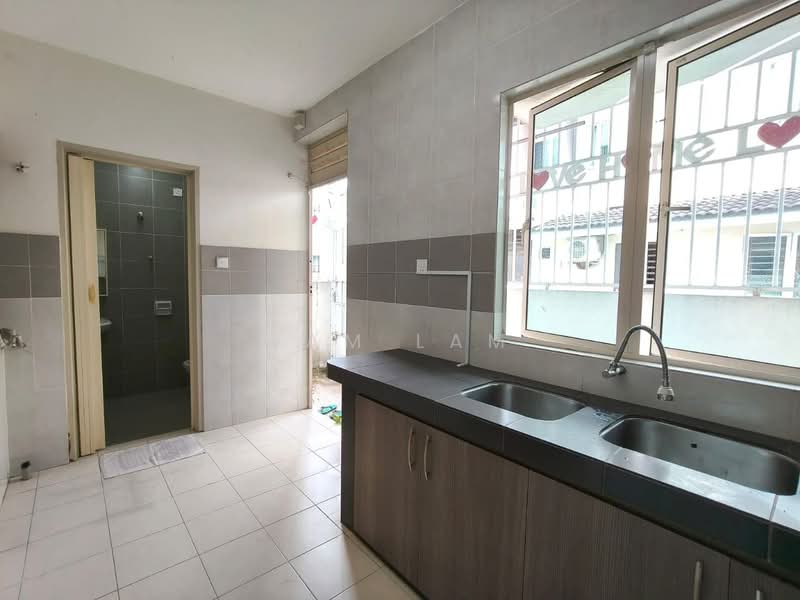 2-storey Terraced House for Sale in Ipoh (Perak) - Sam Lam - Kitchen - PropertyGuru.com.my
