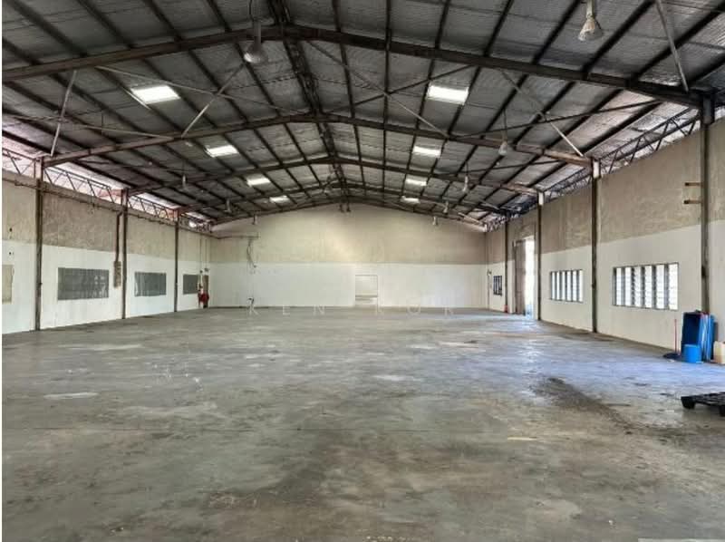 Warehouse for Rent in Kawasan Perindustrian Tebrau 4 (Tebrau) - Ken Kor - Interior - PropertyGuru.com.my