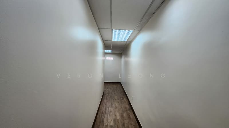 Office for Rent in Subang Jaya (Selangor) - Veron Leong - Corridor - PropertyGuru.com.my