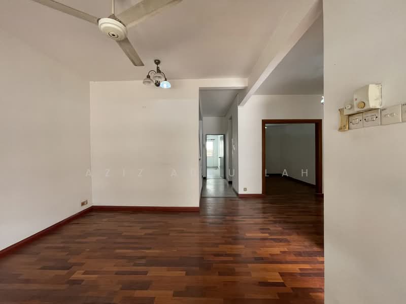 Terraced House for Sale in Usj 2 (Subang Jaya) - Aziz Abdullah - PropertyGuru.com.my