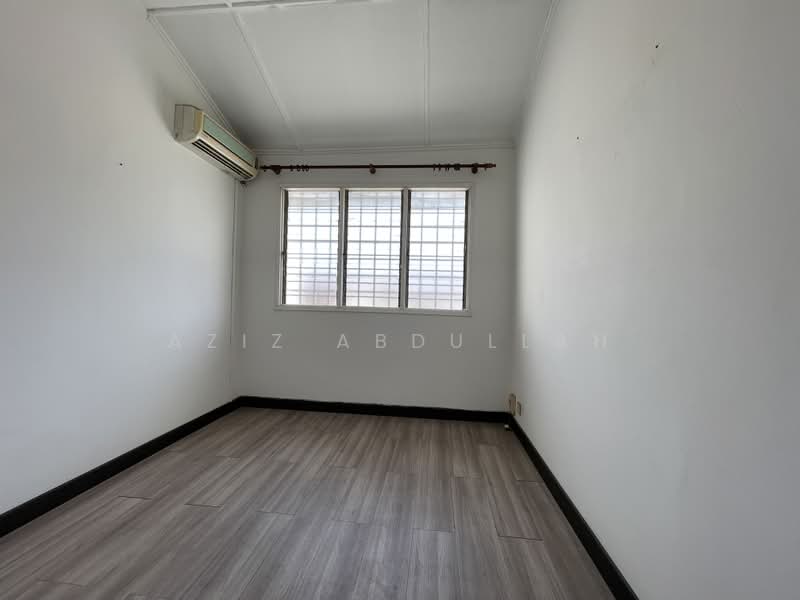 Terraced House for Sale in Usj 2 (Subang Jaya) - Aziz Abdullah - PropertyGuru.com.my