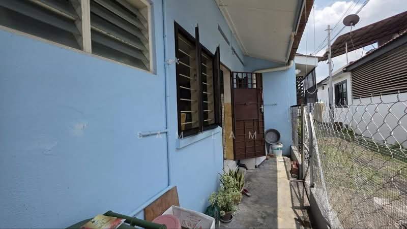 1-storey Terraced House for Sale in Taman Ipoh Timur (Ipoh) - Sam Lam - Exterior - PropertyGuru.com.my