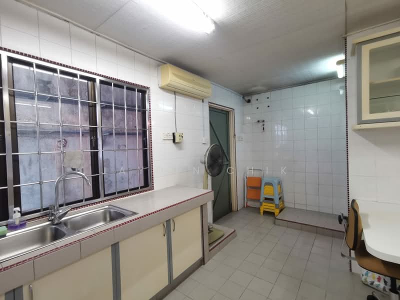 Bungalow for Sale in Taman Desa (Kuala Lumpur) - Jayden Chik - Kitchen - PropertyGuru.com.my