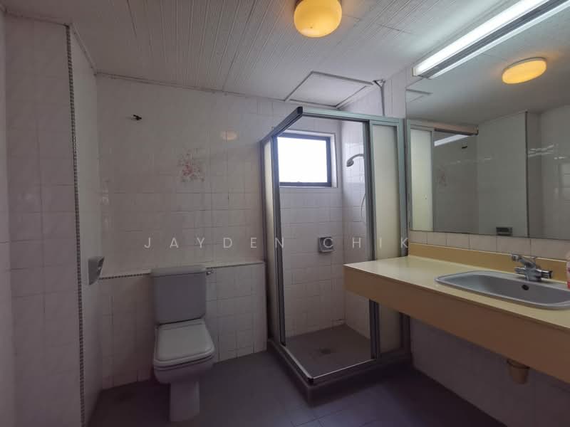 Bungalow for Sale in Taman Desa (Kuala Lumpur) - Jayden Chik - Bathroom - PropertyGuru.com.my