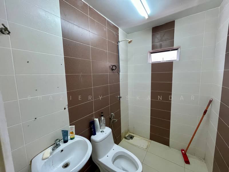 2-storey Terraced House for Sale in Sungai Buloh (Selangor) - Shaziery Iskandar - PropertyGuru.com.my