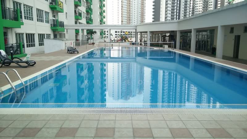 Kedai / Pejabat untuk Dijual di Parklane OUG (Kuala Lumpur) - KT Teoh - Pool - PropertyGuru.com.my