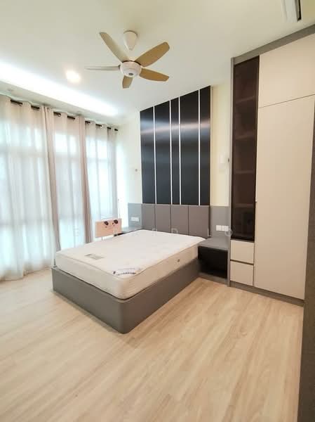 Servis Apartment untuk Disewa di 8Scape Residence @ Sutera - Gerard Lo - PropertyGuru.com.my