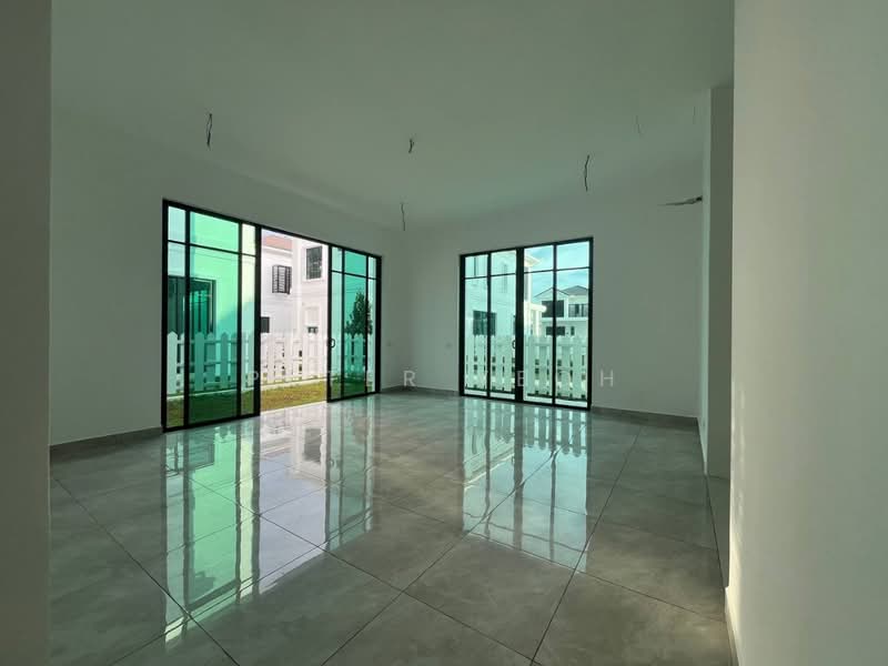 Rumah Banglo untuk Dijual di Bandar Cassia (Batu Kawan) - Peter Yeoh - Living Room - PropertyGuru.com.my