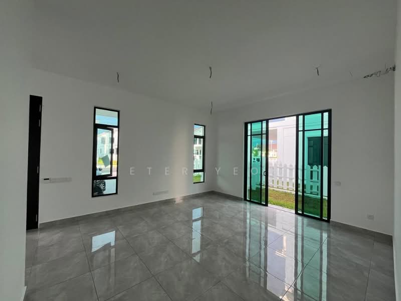 Rumah Banglo untuk Dijual di Bandar Cassia (Batu Kawan) - Peter Yeoh - Living Room - PropertyGuru.com.my