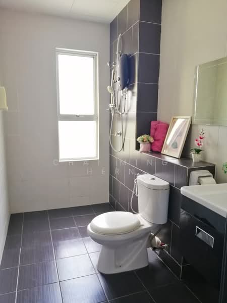 Rumah Teres 3 Tingkat untuk Disewa di Semenyih (Selangor) - Chai Ming Hern - Bathroom - PropertyGuru.com.my