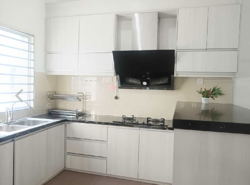 Rumah Teres 3 Tingkat untuk Disewa di Semenyih (Selangor) - Chai Ming Hern - Kitchen - PropertyGuru.com.my