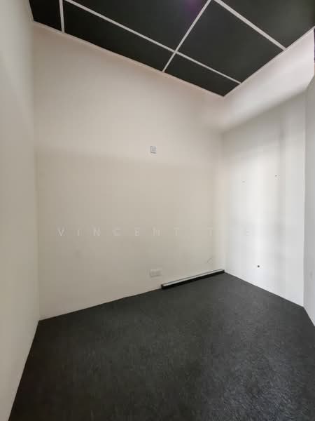 Shop / Office for Rent in Rawang (Selangor) - Vincent Tee - Interior - PropertyGuru.com.my