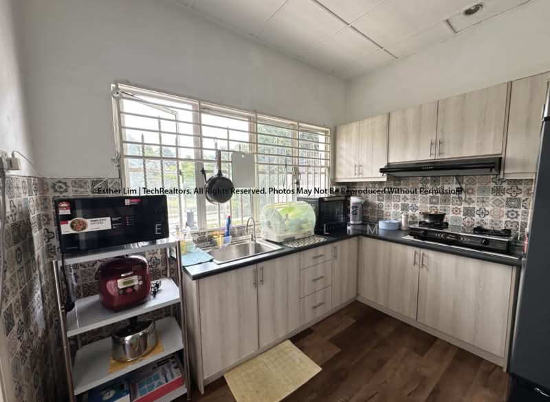 Rumah Bandar untuk Dijual di Tropicana (Selangor) - Esther Lim - Kitchen - PropertyGuru.com.my