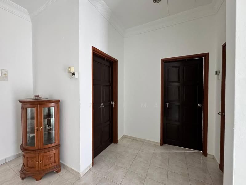 Rumah Berkembar untuk Dijual di Bandar Seri Putra (Bangi) - Izzati Mat - Interior - PropertyGuru.com.my