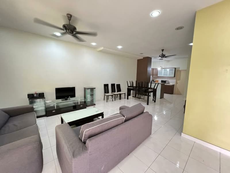 Rumah Teres 2 Tingkat untuk Disewa di Setia Alam (Selangor) - Alson Tan - Living Room - PropertyGuru.com.my