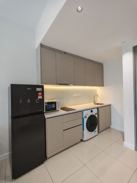 Servis Apartment untuk Disewa di SWNK Houze @ BBCC - Jackson Looi - Kitchen - PropertyGuru.com.my