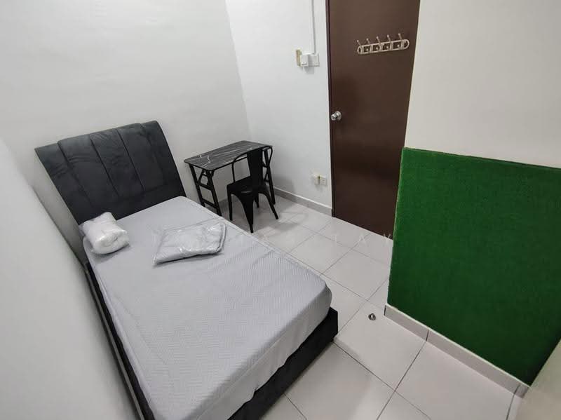 2-storey Terraced House for Rent in Taman Senai Jaya (Senai) - Thomas Tay - Bedroom - PropertyGuru.com.my