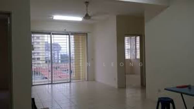 Kondominium untuk Disewa di Platinum Lake PV 10 - Kelvin Leong - Living Room - PropertyGuru.com.my