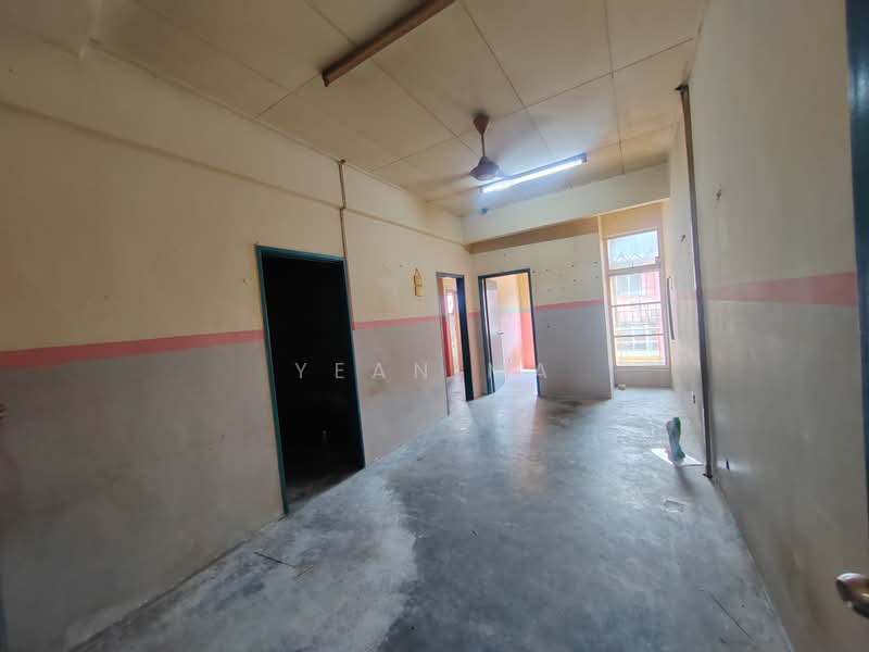 Flat for Sale at Bandar Tasik Puteri - Yean Ma - Interior - PropertyGuru.com.my