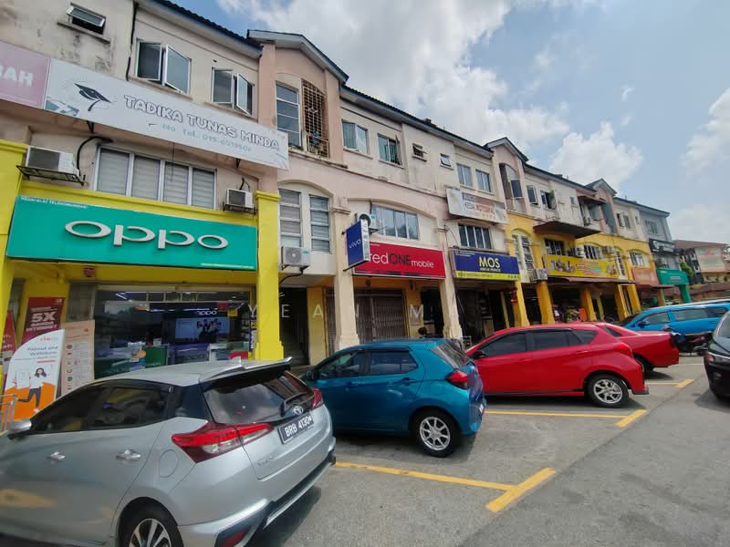 Flat for Sale at Bandar Tasik Puteri - Yean Ma - Exterior - PropertyGuru.com.my