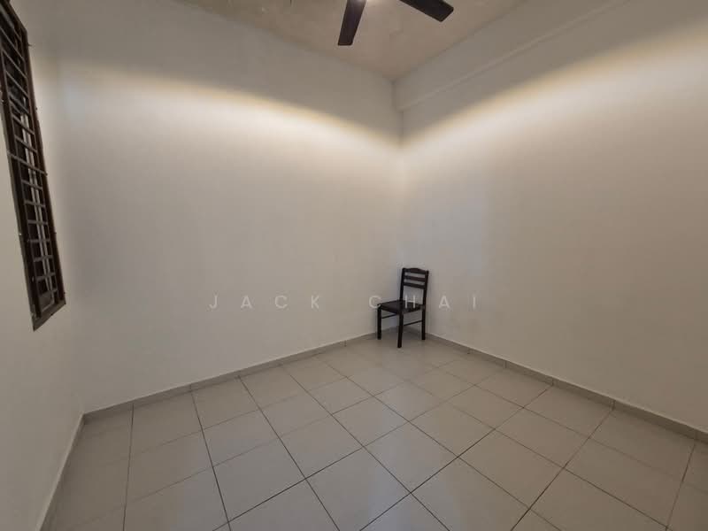 2.5-storey Terraced House for Sale in Taman Scientex Utama (Senai) - Jack Chai - PropertyGuru.com.my