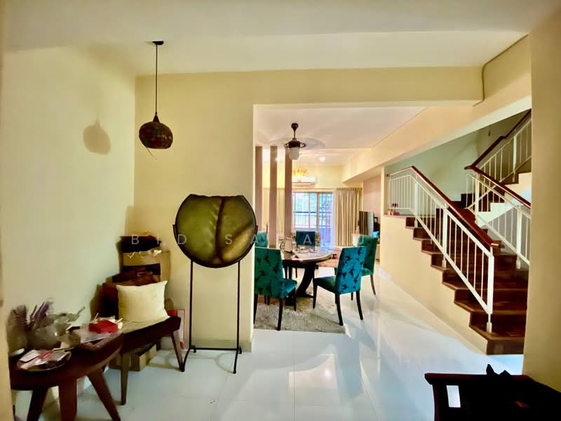 Kondominium untuk Disewa di Seri Maya Condominium - Abid Sabarudin - Living Room - PropertyGuru.com.my