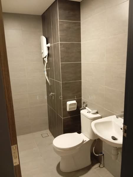 Servis Apartment untuk Disewa di The New Duo @ Edumetro - Eric Lim - Bathroom - PropertyGuru.com.my