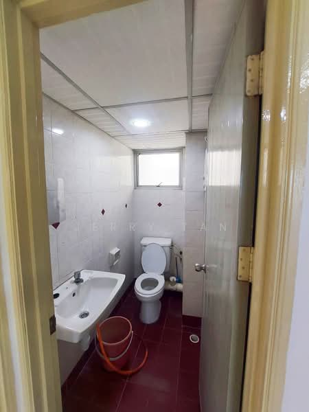 Condominium for Rent at N-Park Condominium - Jerry Tan - Bathroom - PropertyGuru.com.my